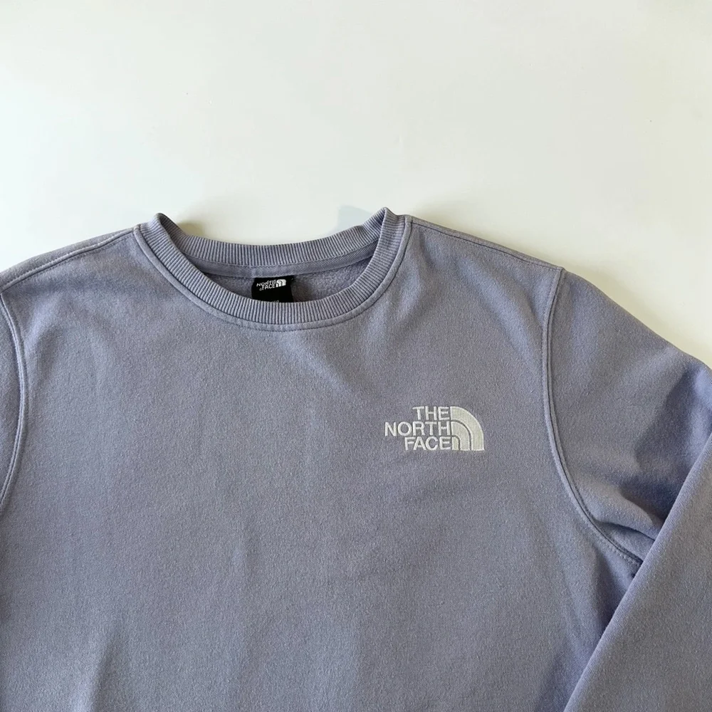 The North Face Lavender Purple Crewneck Pullover Relaxed Fit Sweatshirt Size M - Picture 4 of 9